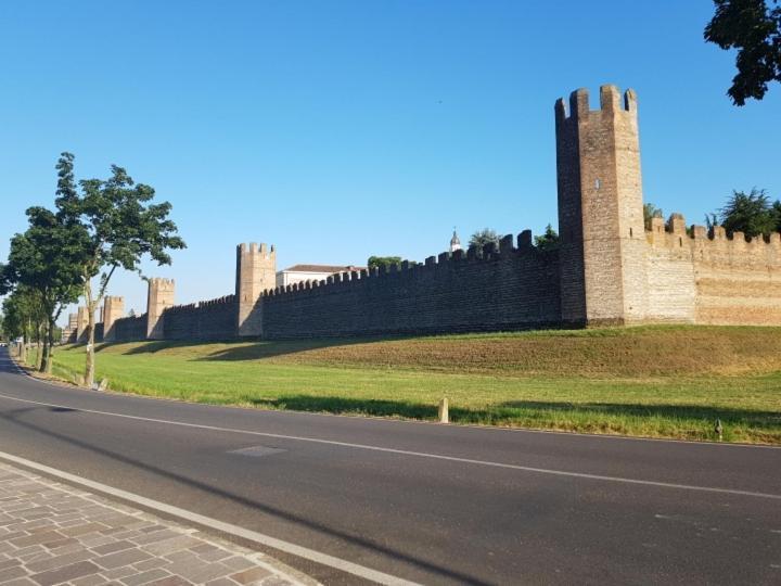 Ostello Citta' Murata Montagnana  Luaran gambar